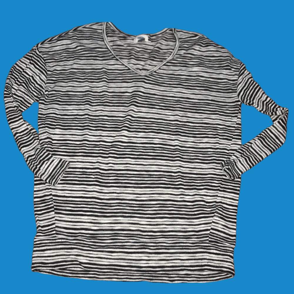 Old Navy black/white stripe v neck sweater L